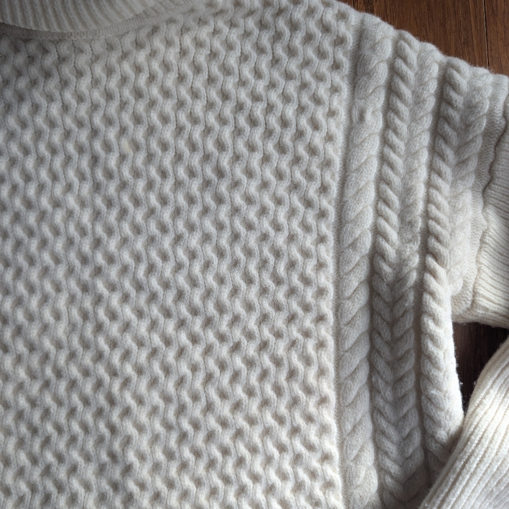 Ayr Merino wool sweater - Picture 2 of 8